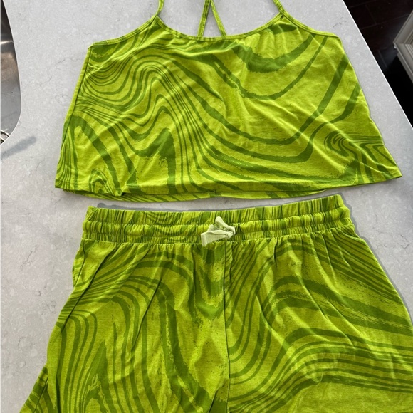 Beyond Yoga Sleep Set Womens Swirl Green Relax and Recharge Loungewear - Picture 2 of 9